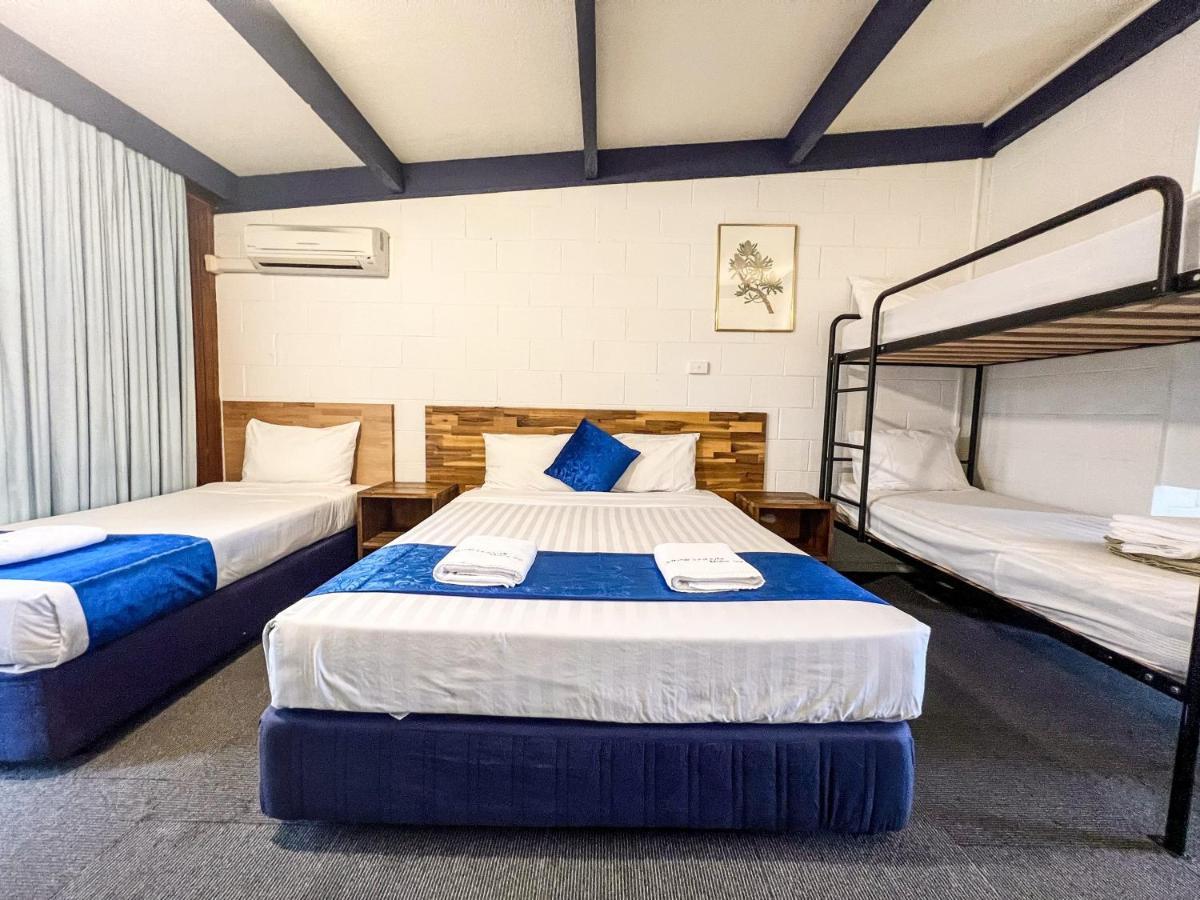 Snow Season Motor Inn Кума Экстерьер фото